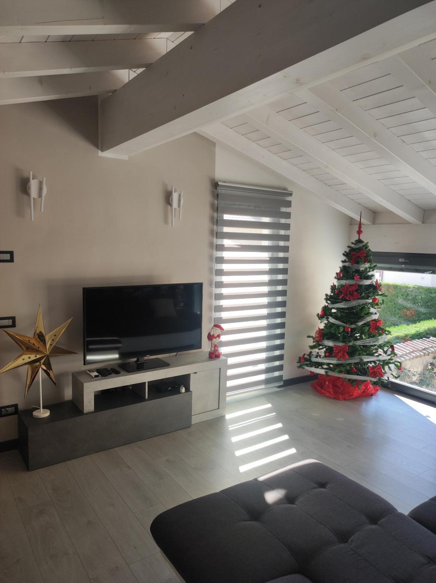 Luminoso Appartamento Vista Lago Solto Collina ภายนอก รูปภาพ